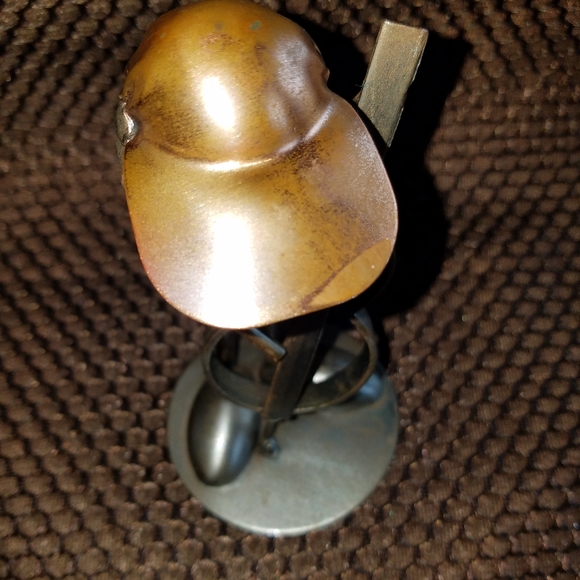 Metal and Copper rustic sculpture -bass player - Picture 4 of 5